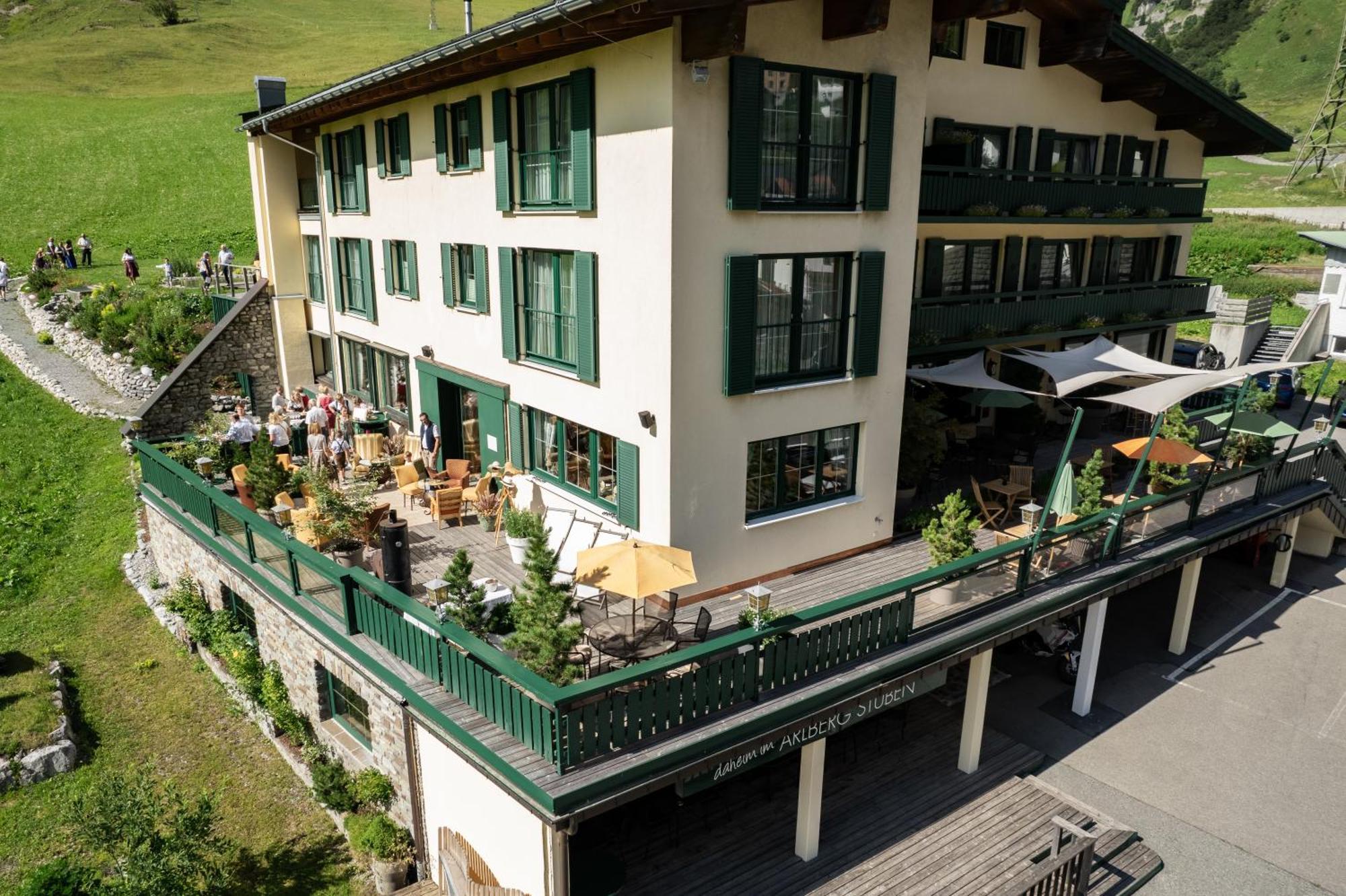 Arlberg Stuben - Das Kleine, Feine Hotel Штубен-ам-Арльберг Экстерьер фото